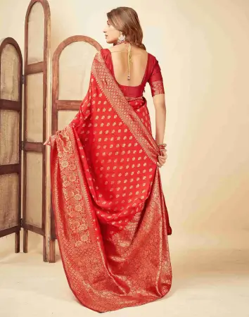 ThlIdw76z9I4ggkdbT4JPvoI47UDSNUuU0oeEzCl.webp Jacquard Saree Timeless Grace Collection ( red, OS )